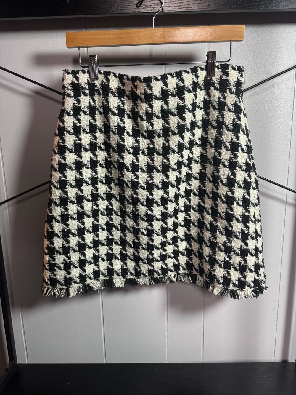 kate spade Black & White Houndstooth Tweed Mini Skirt